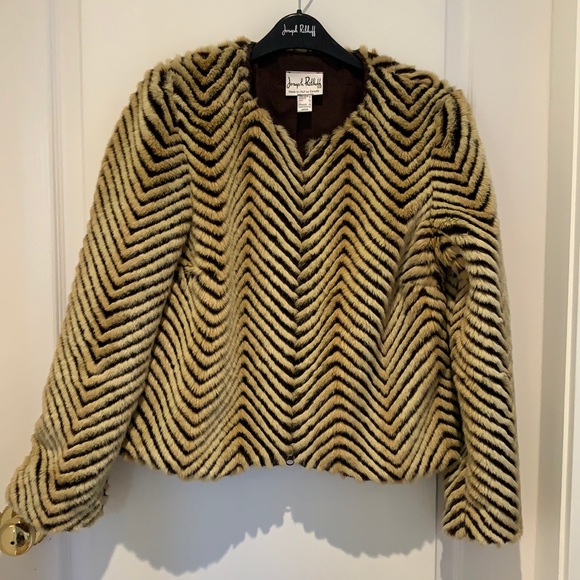 Joseph Ribkoff Faux Fur Veston Jacket Chevron 8 - Picture 1 of 6